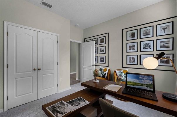 Home Office, Interior
