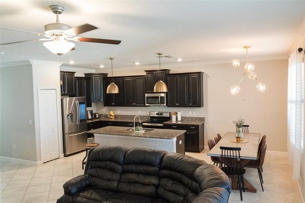 Dining room, Interior, Kitchen, Pendant Lights, Recessed Lighting, Stainless Steel Appliances