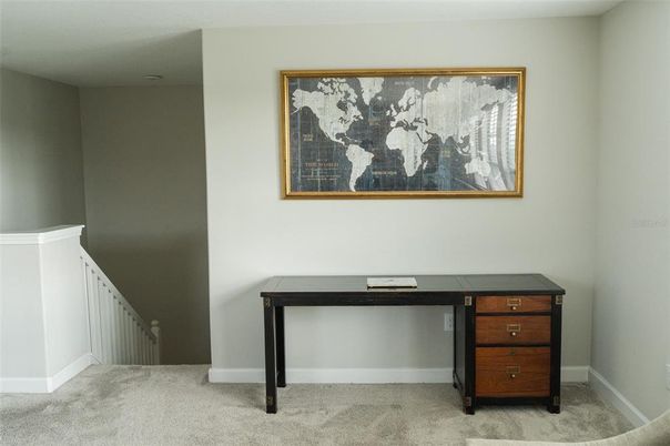 Home Office, Interior