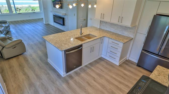 Fireplace, Interior, Kitchen, Wood Texture Flooring