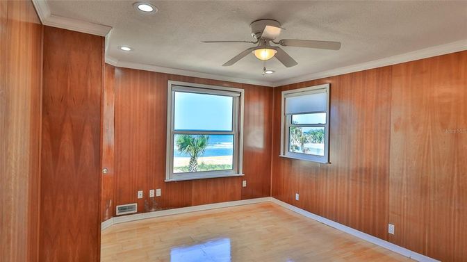 Empty room, Interior, Recessed Lighting, Wood Texture Flooring, Wooden Walls