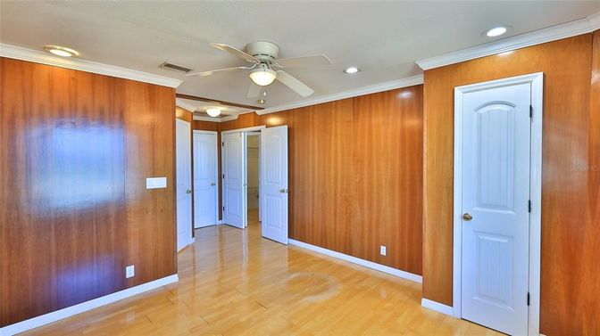 Empty room, Interior, Recessed Lighting, Wood Texture Flooring, Wooden Walls