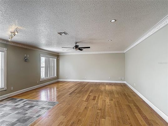 Empty room, Interior, Recessed Lighting, Wood Texture Flooring