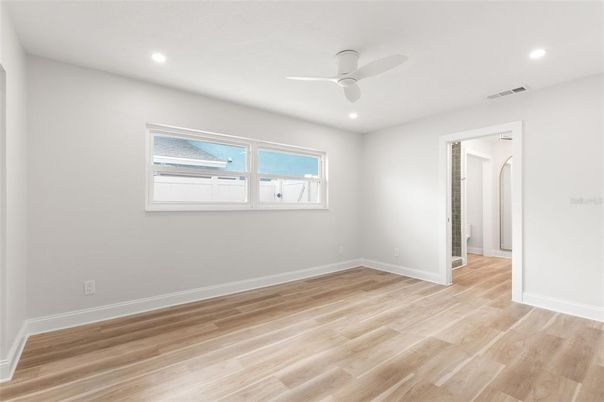 Empty room, Interior, Recessed Lighting, Wood Texture Flooring