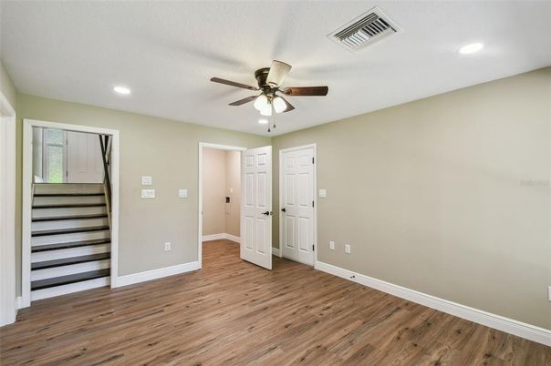 Empty room, Interior, Recessed Lighting, Wood Texture Flooring