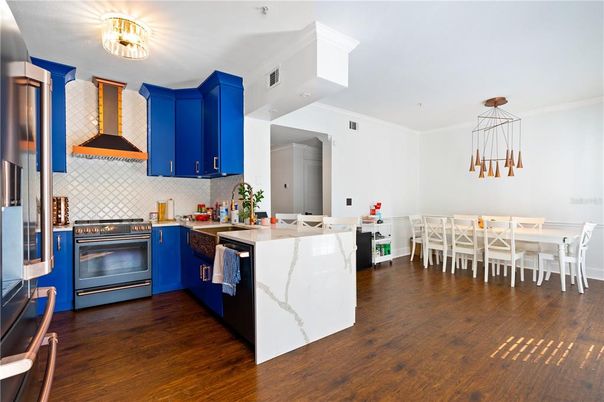 Dining room, Interior, Kitchen, Pendant Lights, Wood Texture Flooring
