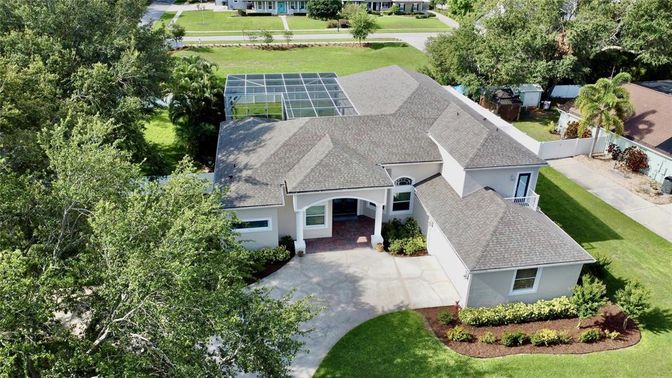 Exterior, Drone