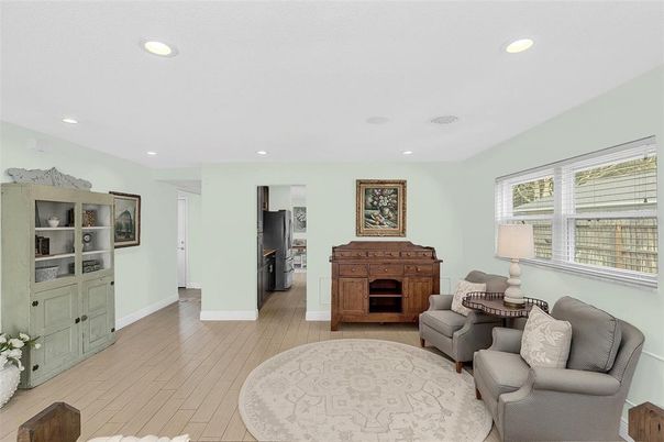 Interior, Living room, Recessed Lighting, Wood Texture Flooring