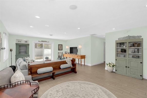 Interior, Living room, Recessed Lighting, Wood Texture Flooring