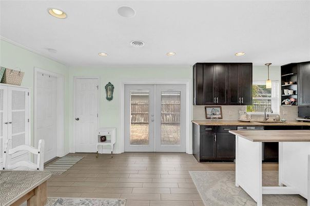 Interior, Kitchen, Pendant Lights, Recessed Lighting, Wood Texture Flooring