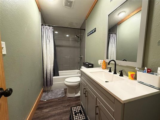 Bathroom, Interior, Recessed Lighting, Wood Texture Flooring