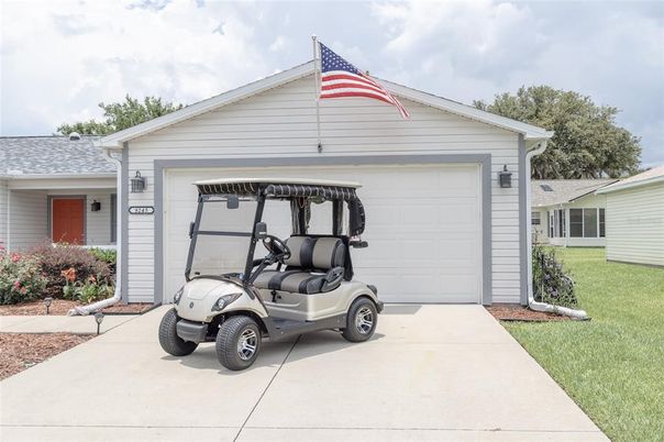 Detached Garage, Exterior