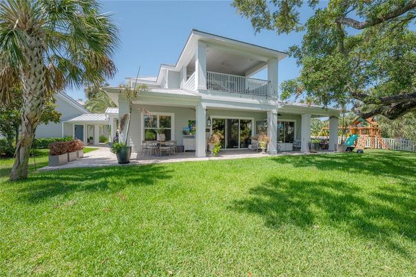Backyard, Exterior, Playground