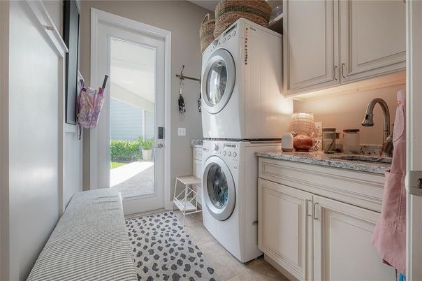 Interior, Utility Closets, Washer