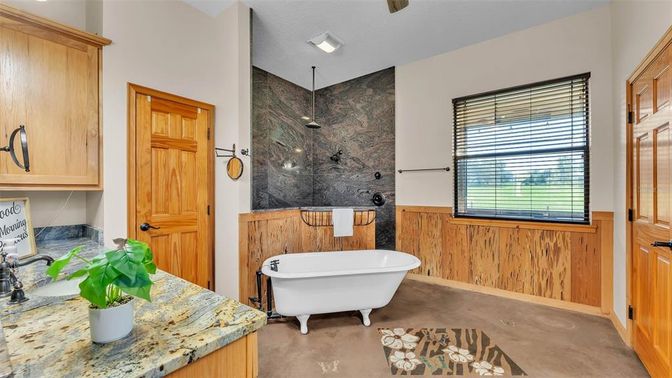 Bathroom, Free Standing Baths, Interior, Pendant Lights