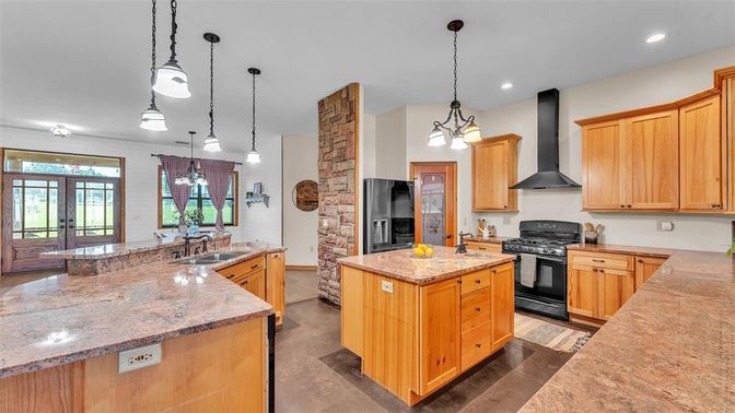 Interior, Kitchen, Pendant Lights, Recessed Lighting, Stainless Steel Appliances