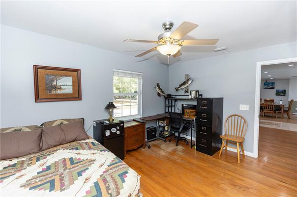 Bedroom, Home Office, Interior, Recessed Lighting, Wood Texture Flooring