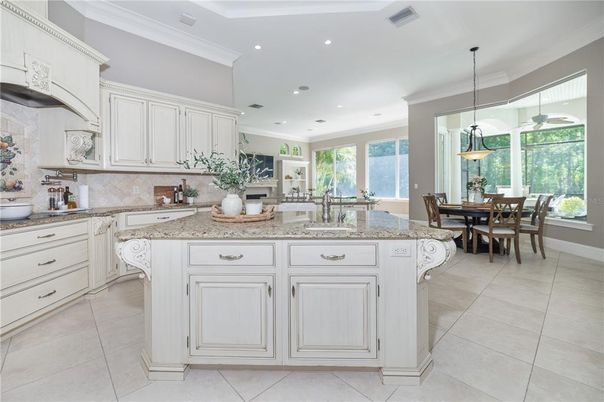 Dining room, Interior, Kitchen, Pendant Lights, Recessed Lighting