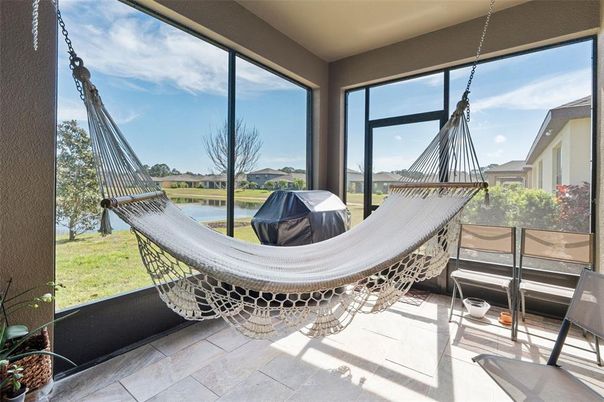 Interior, Sun Room, Water
