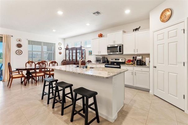 Dining room, Interior, Kitchen, Recessed Lighting, Stainless Steel Appliances