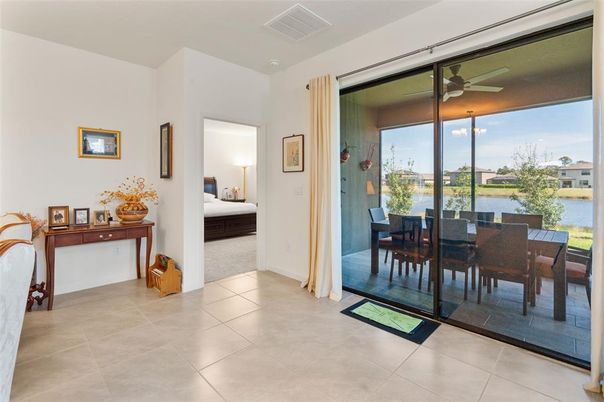 Bedroom, Dining room, Interior, Water
