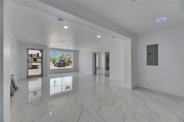 Empty room, Interior, Marble, Recessed Lighting