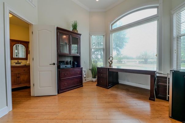 Bathroom, Interior, Recessed Lighting, Wood Texture Flooring