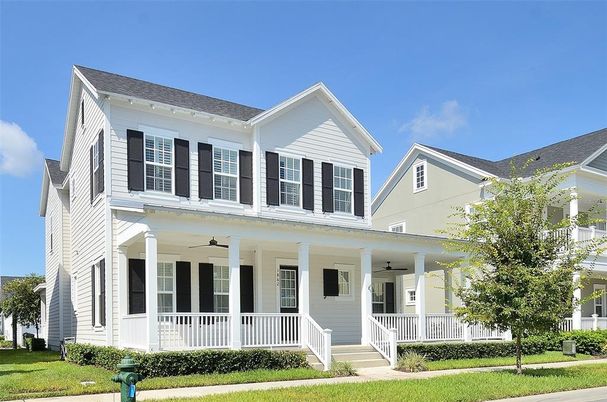 Exterior, Facade, Farmhouse