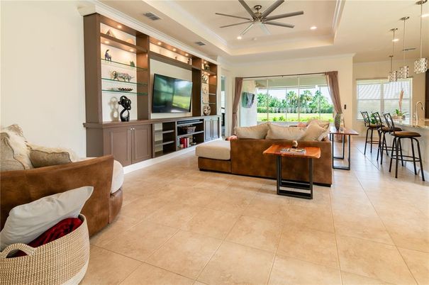 Interior, Living room, Pendant Lights, Recessed Lighting