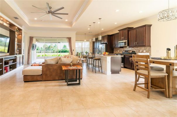 Interior, Kitchen, Living room, Pendant Lights, Recessed Lighting, Stainless Steel Appliances