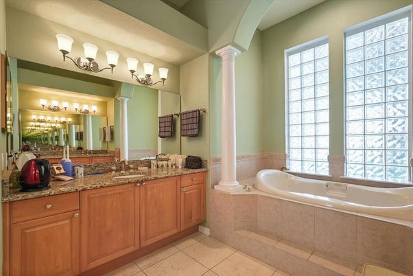 Bathroom, Dual Sink Vanities, Interior