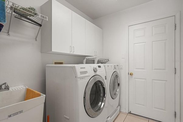 Interior, Washer