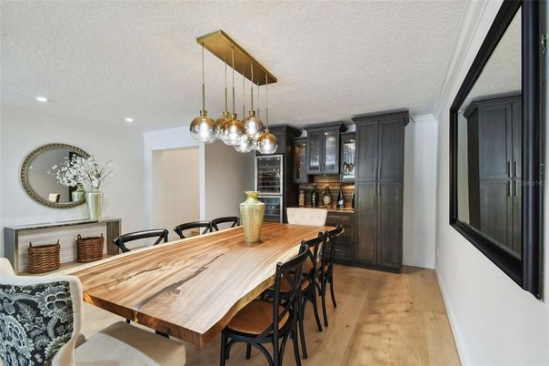 Dining room, Interior, Kitchen, Pendant Lights, Recessed Lighting, Wood Texture Flooring