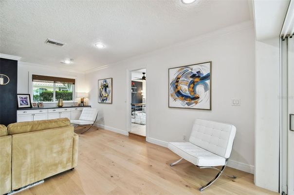 Interior, Living room, Recessed Lighting, Wood Texture Flooring