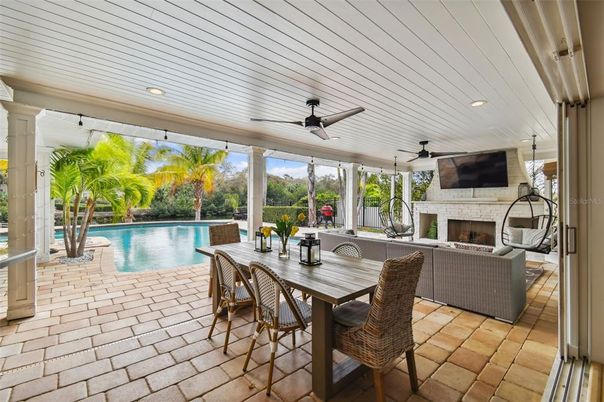 Exterior, Fireplace, Pool