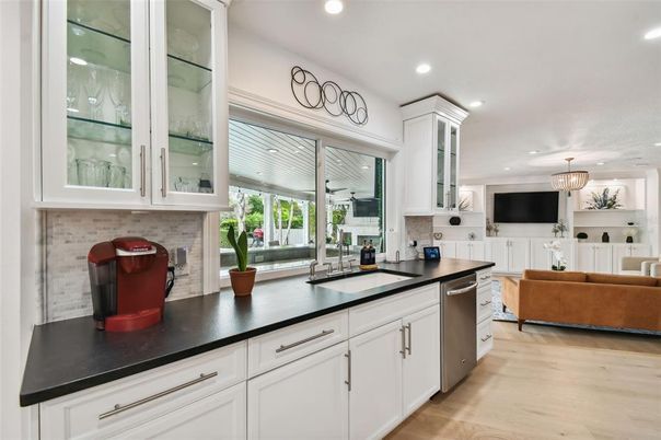 Chandelier, Interior, Kitchen, Living room, Recessed Lighting, Wood Texture Flooring