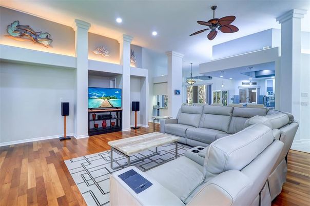 Interior, Kitchen, Living room, Pendant Lights, Recessed Lighting, Wood Texture Flooring