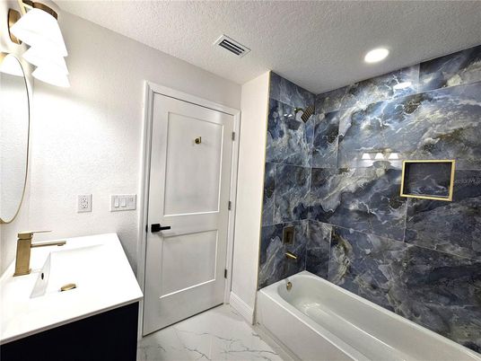 Bathroom, Interior, Marble, Marble Walls, Recessed Lighting