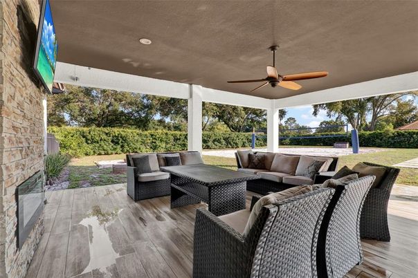 Exterior, Fireplace