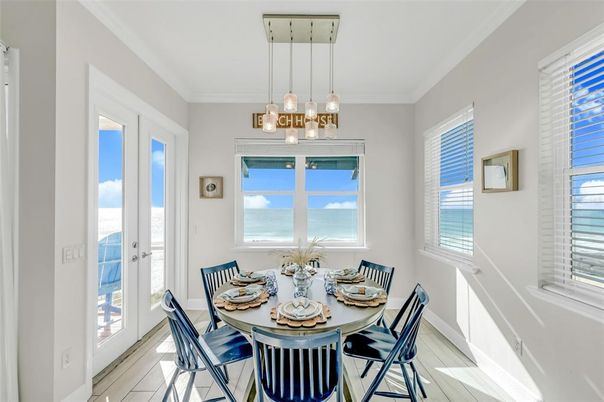 Dining room, Interior, Pendant Lights, Water