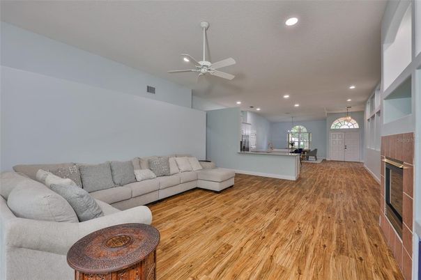 Interior, Living room, Pendant Lights, Recessed Lighting, Wood Texture Flooring