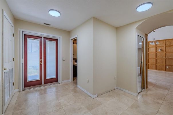 Empty room, Interior, Pendant Lights, Recessed Lighting