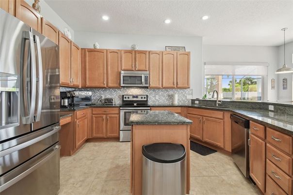 Interior, Kitchen, Pendant Lights, Recessed Lighting, Stainless Steel Appliances