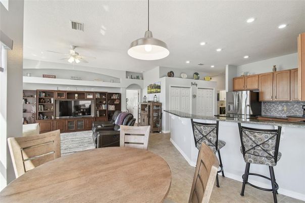 Dining room, Interior, Kitchen, Pendant Lights, Recessed Lighting, Stainless Steel Appliances