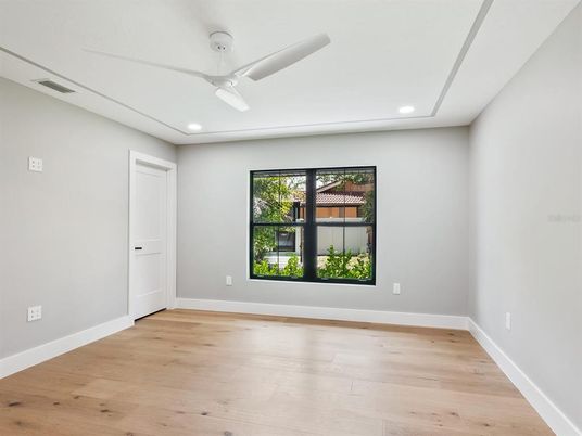 Empty room, Interior, Recessed Lighting, Wood Texture Flooring