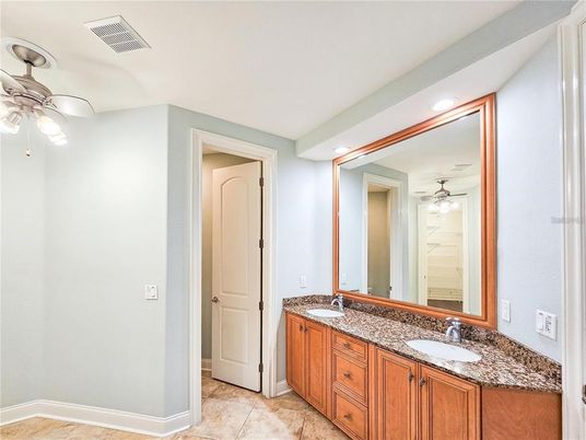 Bathroom, Dual Sink Vanities, Interior, Recessed Lighting