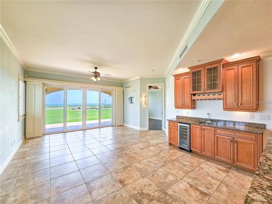 Empty room, Interior, Kitchen, Recessed Lighting