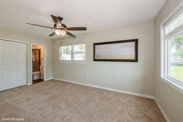Bathroom, Empty room, Interior