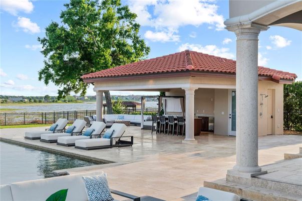 Exterior, Pool, Water