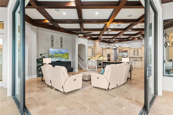 Interior, Kitchen, Living room, Pendant Lights, Recessed Lighting, Wooden Beams